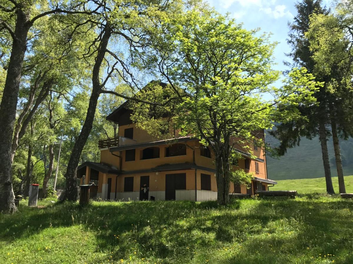 La Capanna Apartment Margno Екстериор снимка