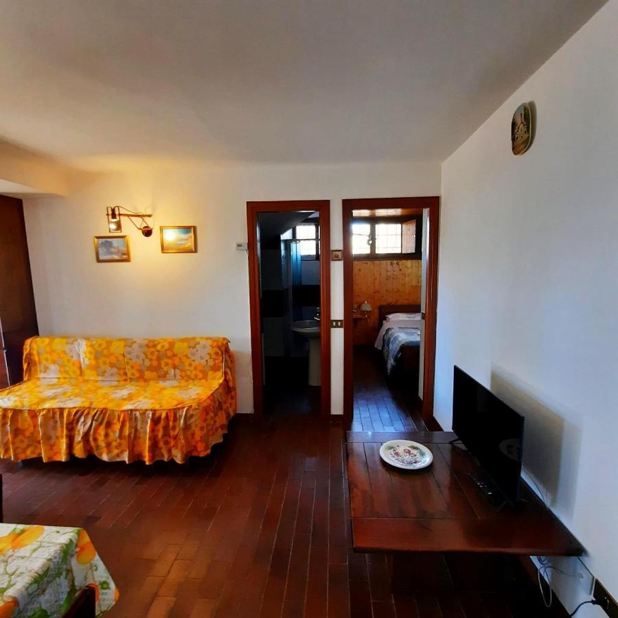 La Capanna Apartment Margno Екстериор снимка