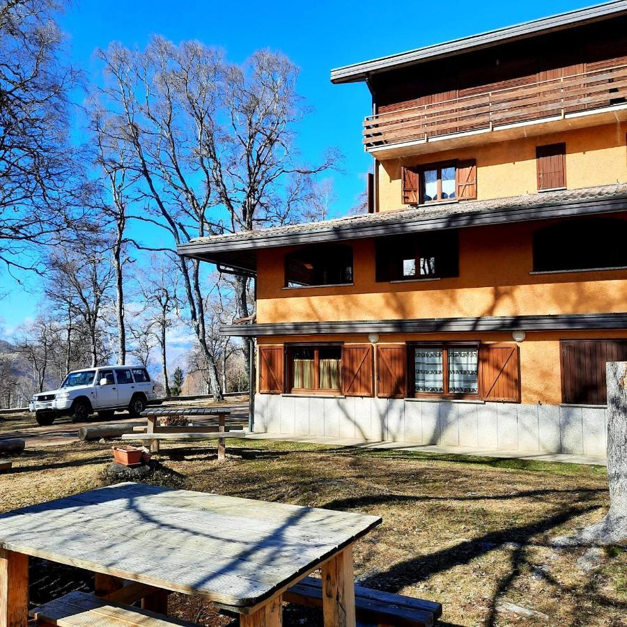 La Capanna Apartment Margno Екстериор снимка