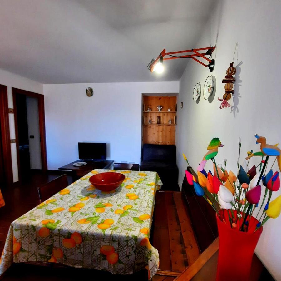 La Capanna Apartment Margno Екстериор снимка