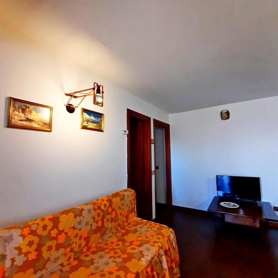 La Capanna Apartment Margno Екстериор снимка